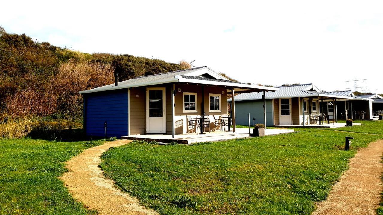 Beach Lodges Oostvoorne Exterior photo